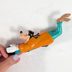 ❤️ Disney Goofy Bowling Car Figurine Kids Meal Toy Burger King